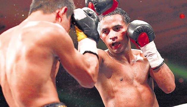 Roberto “La Araña” Vásquez (dcha.) ha entrenado desde diciembre.(Archivo)
