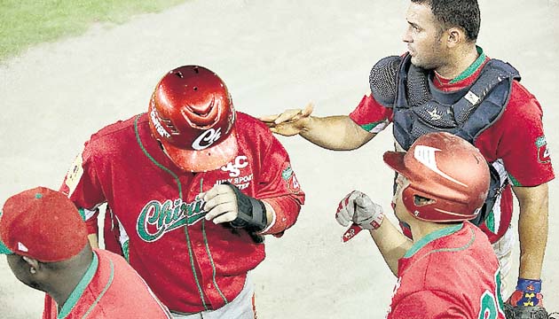 Chiriquí quiere volver a lo más alto de la pelota nacional en 2015.(Anayansi Gamez)