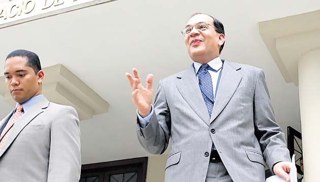 La Corte Suprema de Justicia (CSJ) recibió una documentación del procurador de la administración, Rigoberto González Montenegro, para ordenar investigar los casos de nepotismo en el Tribunal Electoral.( Archivo)