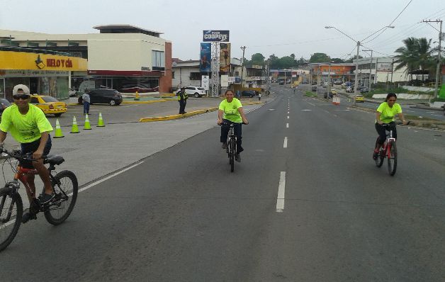 Dos paños de la vía Interamericana son dedicados a los ciclistas.(Pablo Castillo)