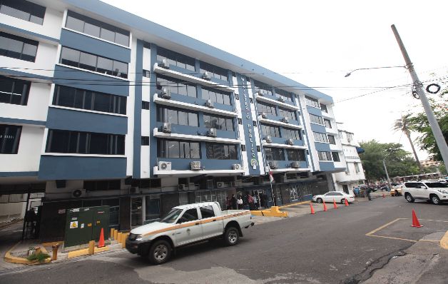 El Ministerio Público (MP) ha sido denunciado por dirigentes de la oposición que reclaman se llame a rendir indagatoria a todos los exfuncionarios que son denunciados por casos de corrupción y otros delitos.( Archivo)