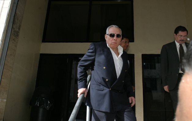 Hallazgo: A Cristóbal Salerno se le vinculó al hallazgo de granadas y otros explosivos, en mayo de 2006, en la empresa Servicio de Promociones Norma González, en el corregimiento de Calidonia. El expediente fue archivado por la gobernadora Gladys Bandiera.