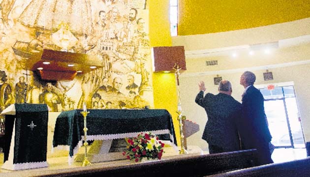 Obama visita santuario católico cubano en Miami