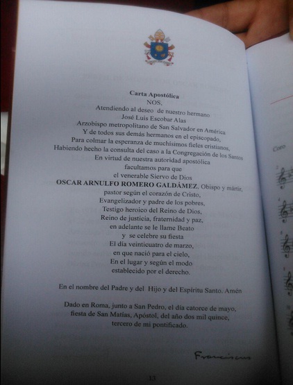 Decreto de beatificación de Óscar Romero. 