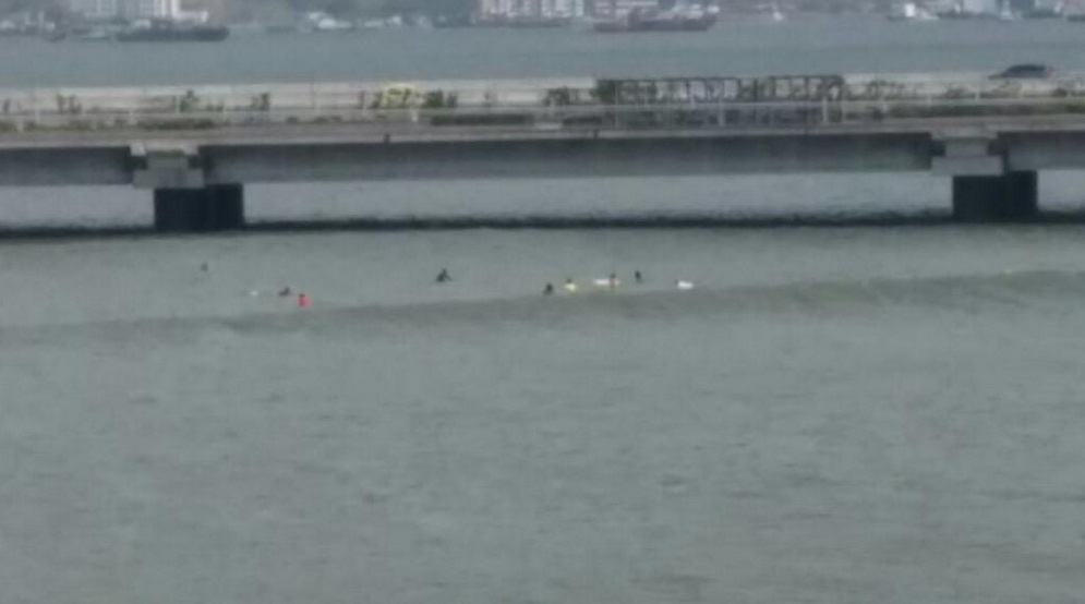 4 de mayo: Personas en el tramo marino y San Felipe. Foto/Sinaproc 4 de mayo: Personas en el tramo marino y San Felipe. Foto/Sinaproc