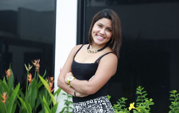 Experiencia: Andrea Batista ha estado en las piscinas desde que era una niña, su fuerte es la natación y también ha participado en eventos de triatlón.