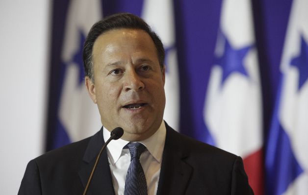 Interés de fondo: El expresidente Ricardo Martinelli cuestionó el discurso del presidente Juan Carlos Varela, en el que asegura que promueve la inversión y declaró que la empresa dice otra cosa. “La persecución política que se vive en Panamá está ‘espantando’ la inversión”.