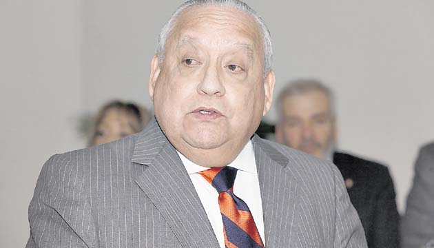 El magistrado Víctor Benavides fue el gran ausente en la sesión extraordinaria del Pleno.