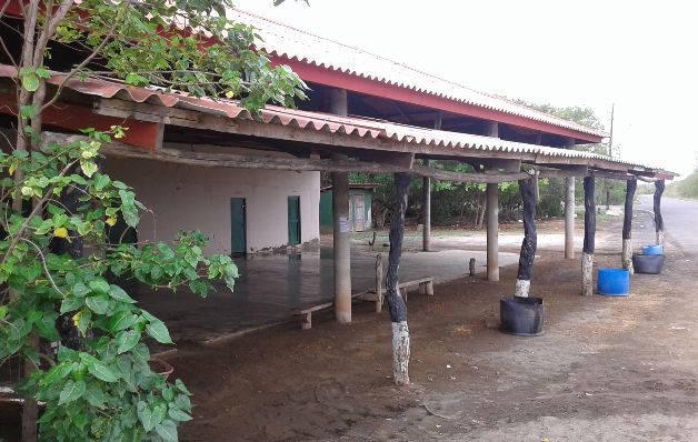 En el lugar hay un bar restaurante, y posee un parque. / Thays Domínguez Playa El Retén, un sitio lleno de historia en Monagrillo