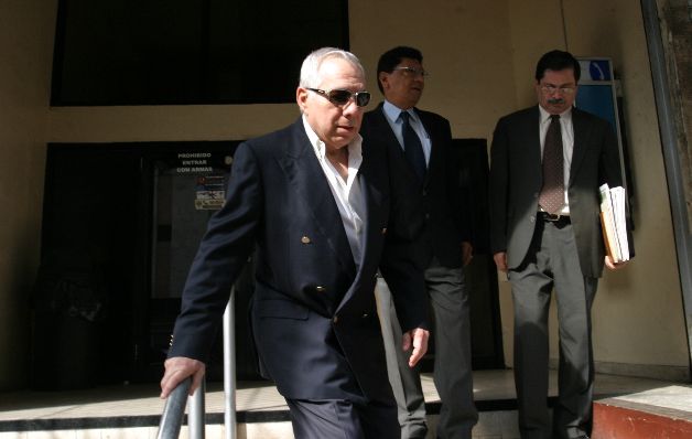 Salerno defiende a su familia. El empresario Cristóbal Salerno estaría protegiendo a su hija Alessandra Salerno, quien fuera la apoderada legal de Cobranzas del Istmo, cuando fue firmado el contrato para recaudar impuestos a morosos, lo que representó a la empresa comisiones por 47 millones de dólares.