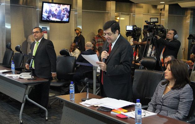 El fiscal del proceso fue el diputado Jorge Alberto Rosas. / Cortesía Una Corte sin credibilidad es golpeada por otra crisis
