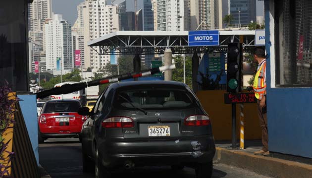 Buscan mecanismo de cobro para los que viajan en motocicletas