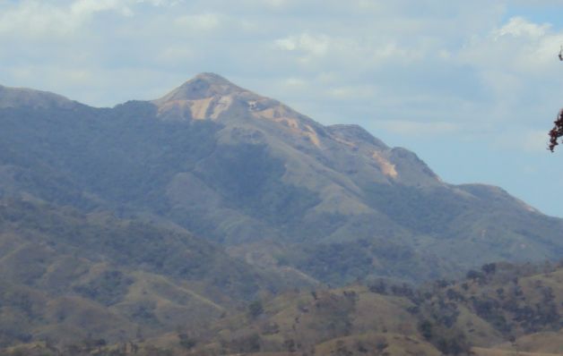 Cerro Quema continúa a la espera de evaluación por un consultor externo