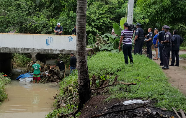 Los cauces de ríos y quebradas llenos de basura en Arraiján. / Foto: Raimundo Rivera