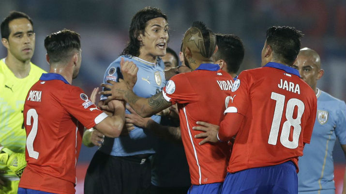 Después de la acción, se formó la trifulca. / Foto: AP