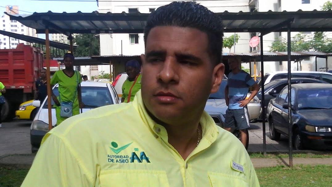 Director administrativo de la Autoridad de Aseo Urbano y Domiciliario (AAUD), Carlos Monterrey 
