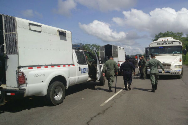 Policía se mantiene en el área