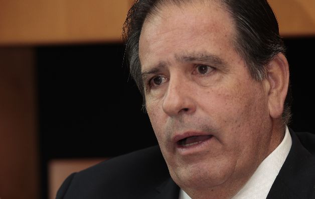  Varela impulsa transfuguismo para imponer a su candidato 