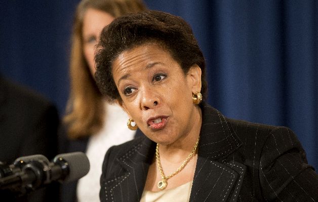 Fiscal general Loretta Lynch. Sospechoso de la matanza enfrenta 33 cargos federales