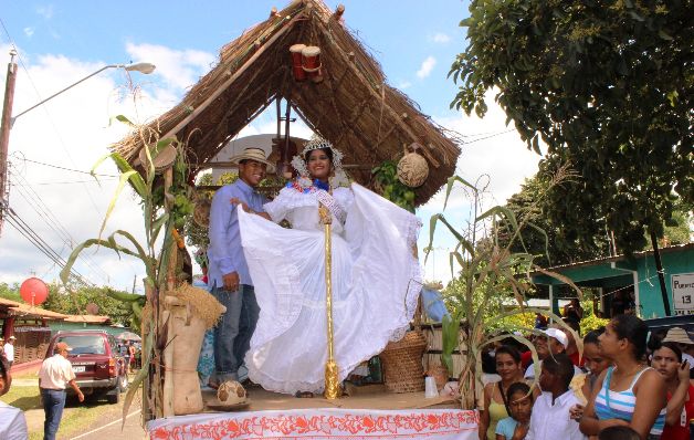 Uno de los eventos más esperados es el desfile de carretas. Fiestas de Santiago apóstol: religiosidad, cultura y folclor