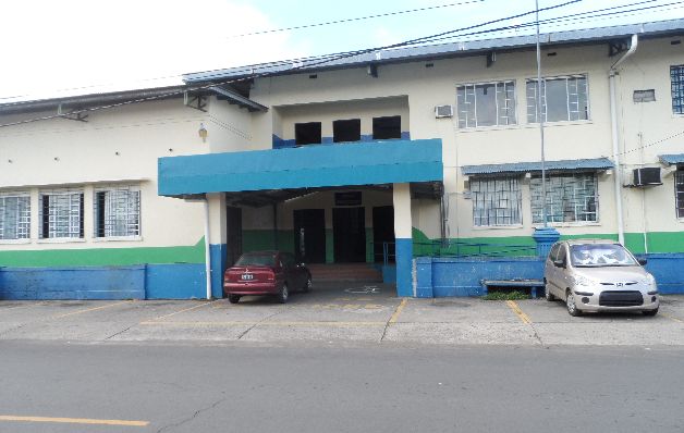 Meduca reconoce que hay otros planteles con problemas. / José Vásquez Por estructuras deficientes, dan clases en otras escuelas
