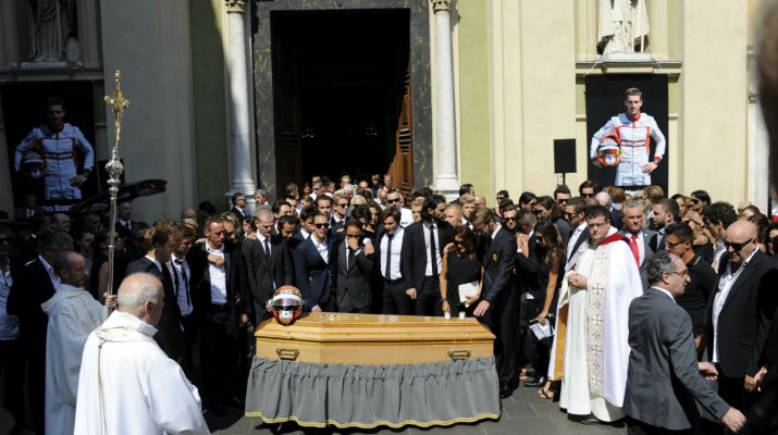Pilotos despidieron a Jules.