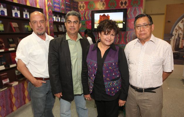Ana María Diéguez, embajadora de Guatemala y escritores de ese país. / Marly Domínguez. Mayté era un alma herida, pero halló alivio y la ruta