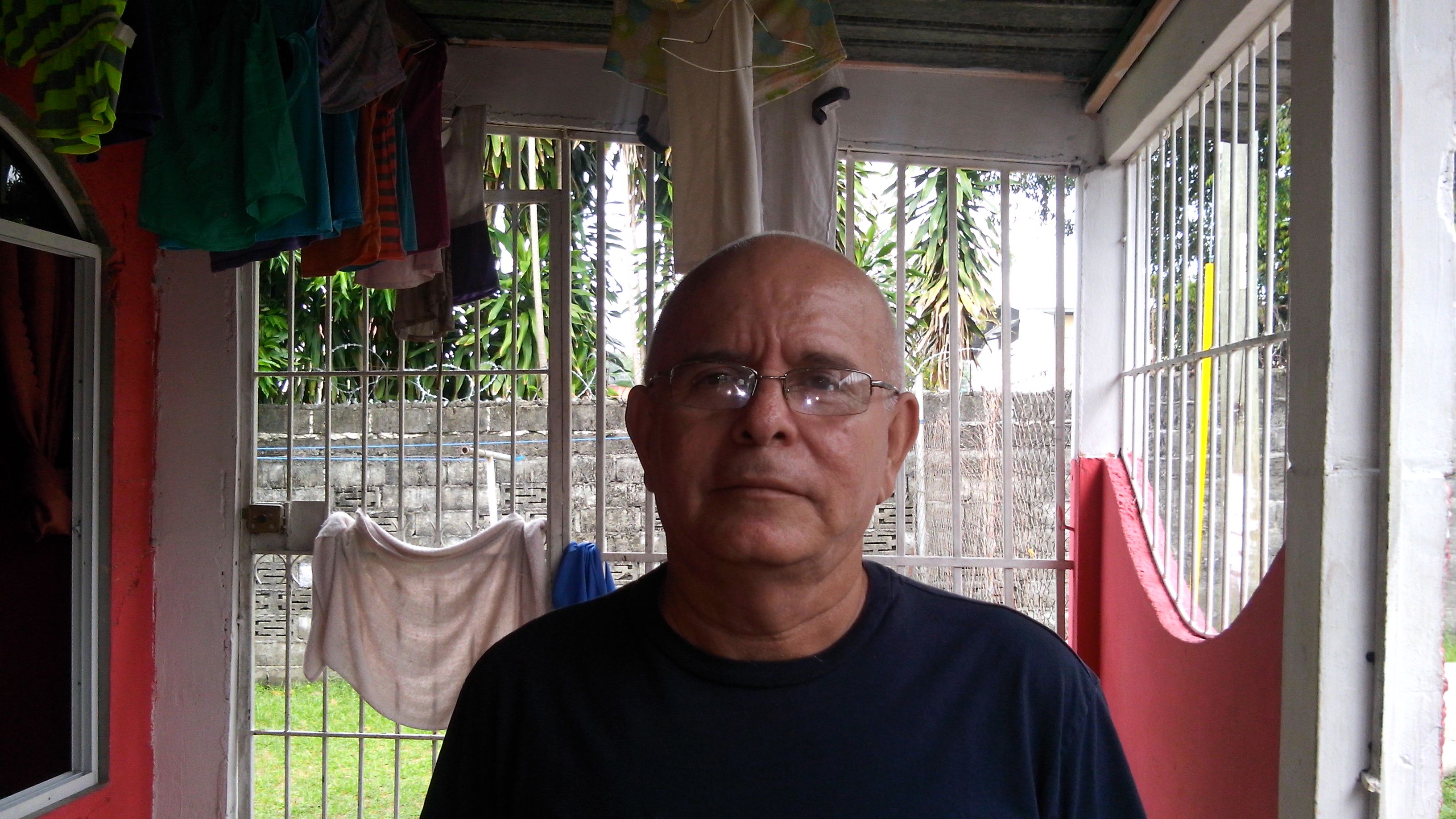 En la actualidad el sistema de salud en Panamá no es del todo eficiente, ya que a diario vemos cómo los ciudadanos se quejan de la atención de los propios médicos y las enfermeras. Otro problema es la mala condición de las infraestructuras hospitalarias y el poco personal para atender en los cuartos de urgencia. Ya es hora de hacer algo. Descoordinación no permite mejoras al sistema de salud