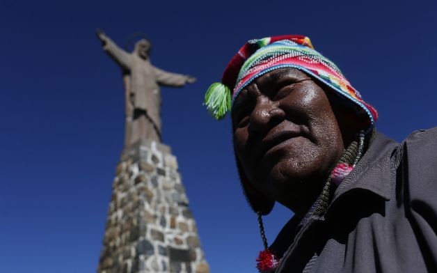 Veneración a la tierra. Bolivia inicia el mes de ofrendas a 'Pachamama' con varios rituales