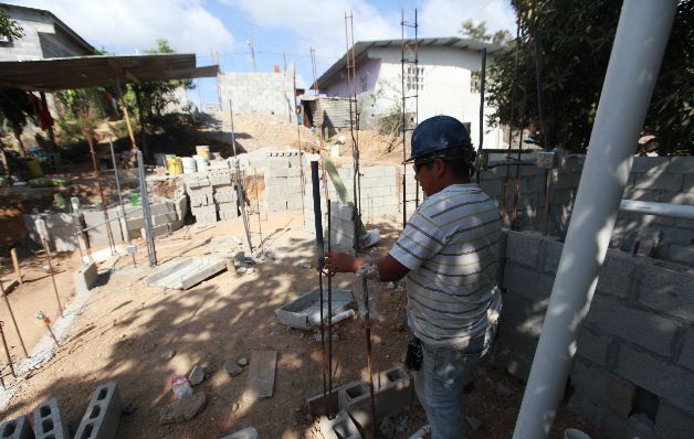 Techos de Esperanza es otro de los proyecto de este Gobierno. Compra millonaria de Miviot favorece a un solo proponente
