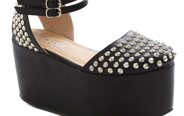 Las infalibles una vez más son las de color negro. / Archivo Las 'flatform', altura y comodidad