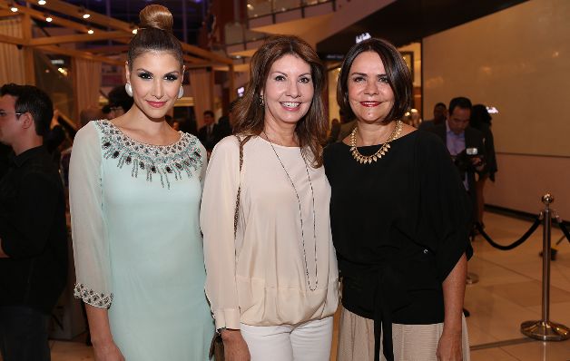 Importantes personalidades se dieron cita. / Shino. HS Justine, la estrella de 'Vogue en Vivo'