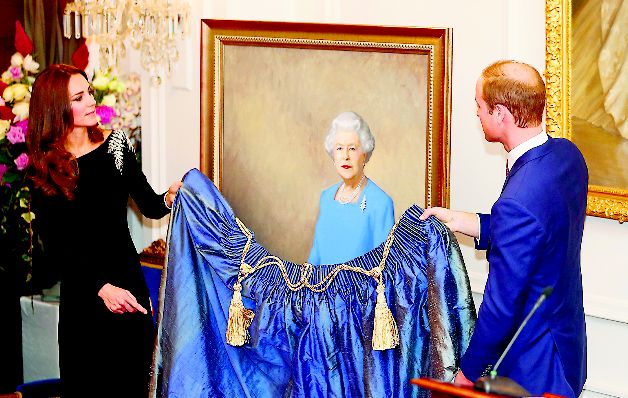 La reina Isabel II ha posado para 129 retratos oficiales. / Archivo Curiosidades de la reina de Inglaterra