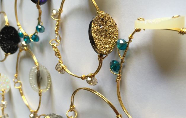 Hermosas pulseras. The Boho, aires étnicos