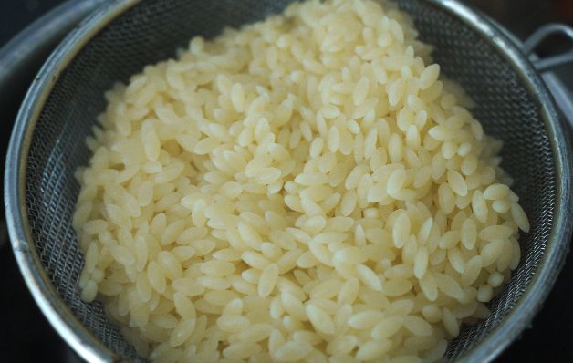 Orzo con tomates glaseados