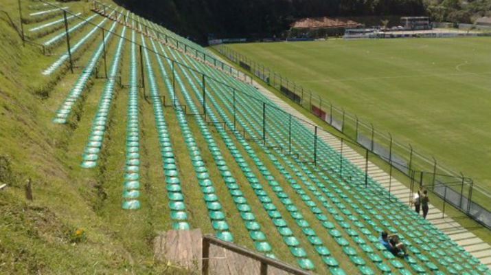 Estadio Janguito Malucelli – Brasil: Este es el primer estadio ecológico del país amazónico. El Janguito Malucelli fue construido en 2007.