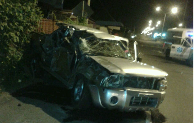 El auto quedó destrozado.  /  Foto: Zenaida Vásquez