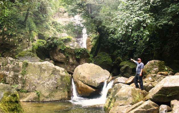  La impresionante cascada El Bermejo del parque  Santa Fe 