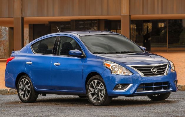Toyota y Nissan llamaron a revisión vehículos por problemas con los airbag. Toyota y Nissan llamaron a revisión vehículos por problemas con los airbag.