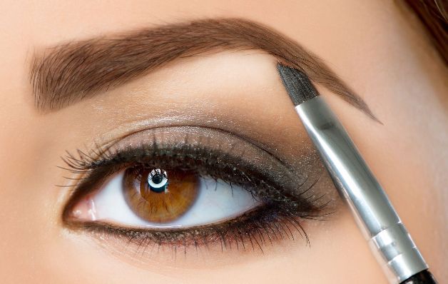 Las cejas, el rasgo facial más importante del rostro