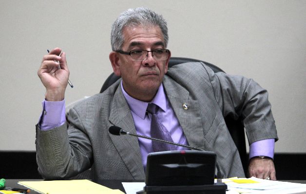 El juez Miguel Ángel Gálvez escucha los alegatos de Otto Pérez Molina. / EFE Otto Pérez Molina niega su participación en 'La Línea'
