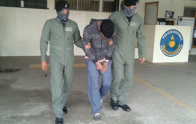 Enrique Jaén Chérigo fue trasladado, inicialmente, al cuartel de la policía en Santiago. / Melquiades Vásquez Jaén Chérigo permanecerá detenido en Punta Coco