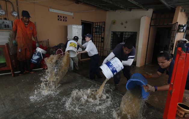  Funcionarios admiten que hubo  lentitud en la reacción 