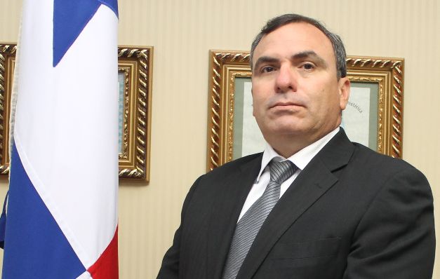 Rolando López manda el país, asegura Martinelli