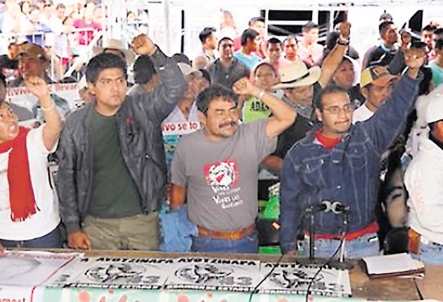 Uno de los 43 había desertado del Ejército