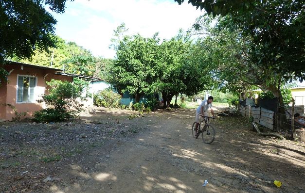 El presidente Varela entregó las primeras casas del proyecto. Trabajadores de Techos de Esperanza en Herrera temen ser despedidos