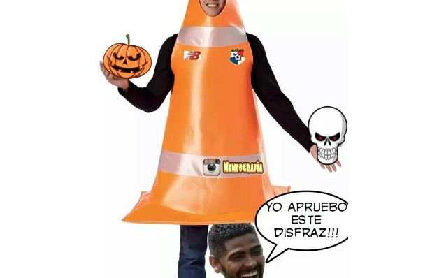 Berrinche de la Roja hace rodar cabezas