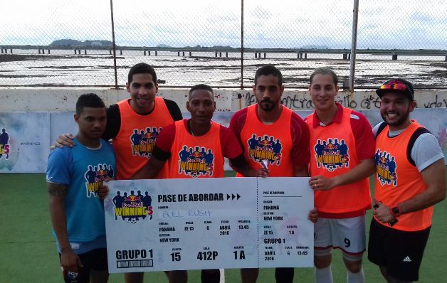El equipo Bull Rush fue el feliz ganador del torneo. / Anayansi Gamez Bull Rush, el rey del Winning 5