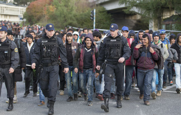 Tienen como meta llegar a Alemania. Foto/ AP