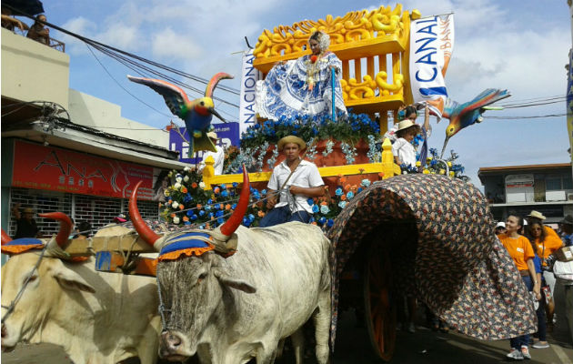 Desfile folclórico de Chitré. / Foto: Thays Domínguez